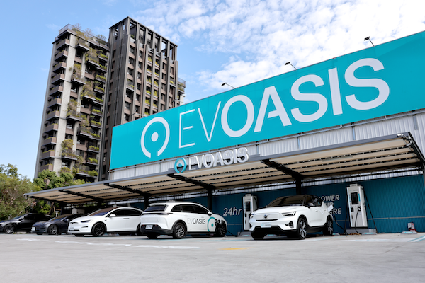 部分 BMW 車主控充電站異常無法充電 EVOASIS 發聲明:設備正常運作