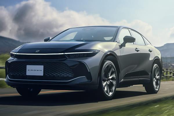 Toyota 新款 Crown Crossover 進化登場！升級 RAV4 油電動力更帶勁