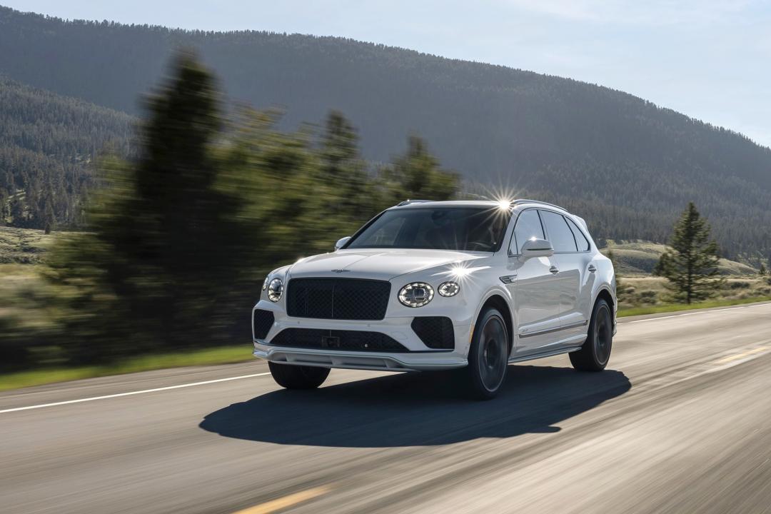 新一代Bentayga Speed具備3.4秒加速破百的性能實力。