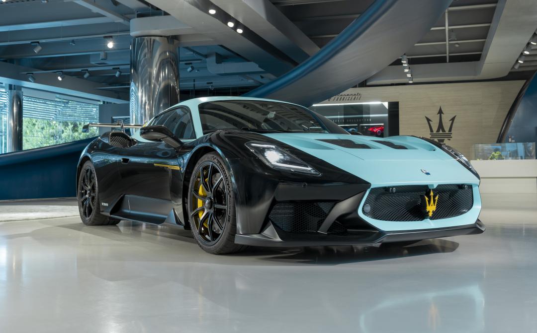 瑪莎拉蒂發表Fuoriserie客製化新作GT2 Stradale Tribute to MC12，車主正來自台灣。