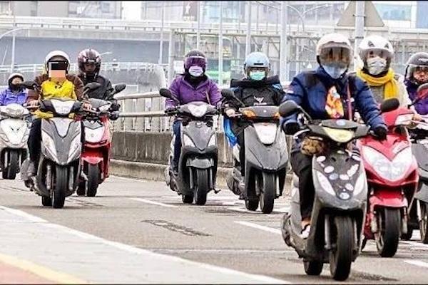 機車每 1,000 公里就要換機油?3 大關鍵評估最佳時間點