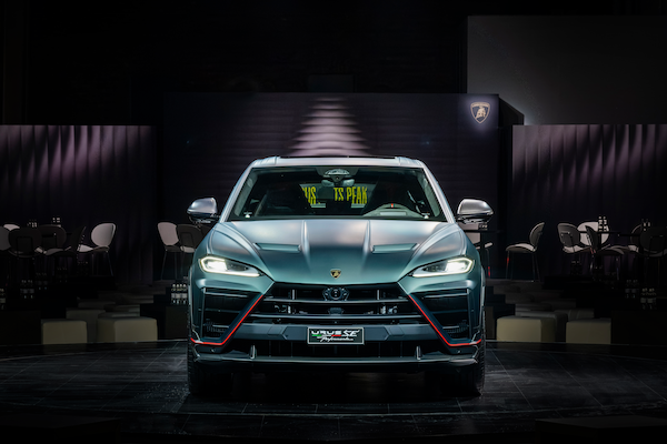 812 匹蠻牛 SUV 登台！Lamborghini Urus SE Performante 僅 3.3 秒加速破百