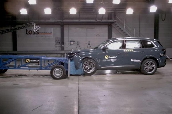實體按鍵正式列入《Euro NCAP》評分項目!全螢幕座艙拿 5 星變難了