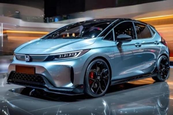 本田新一代 Fit 將搭 Honda Hybrid 油電!油耗上看 32.5km/L 換搭侵略外型