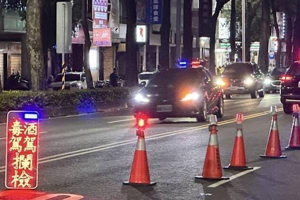 毒駕新制 10 月 31 日上路!拒測最高罰 27 萬元、車輛直接沒入