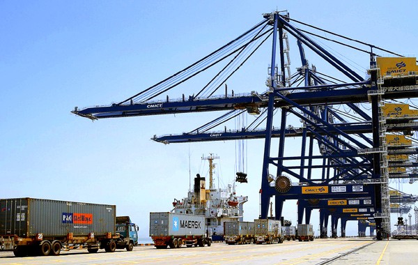 外銷訂單恐連3黑 海外生產創新高