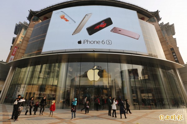 蘋果3月推4吋手機