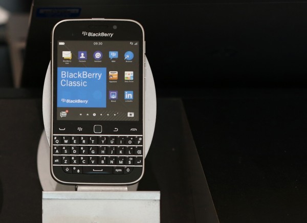 正式消息 黑莓公司宣布停產智慧手機