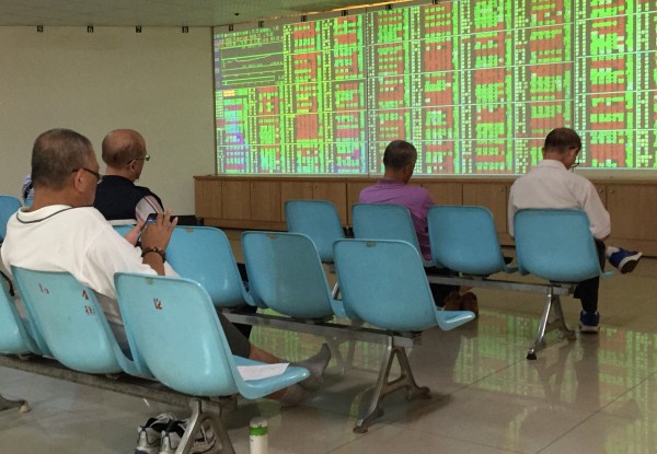 《財經觀測站》台股明年的救世主是誰?