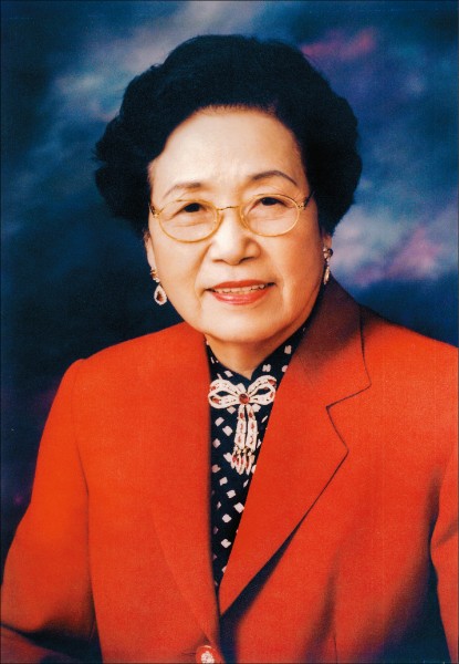 ＜母親節特別企劃＞張虔生事業版圖導師 張姚宏影信念 闖商場不會就去學