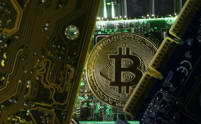 金融詐欺犯看比特幣  華爾街之狼：下一個投資陷阱