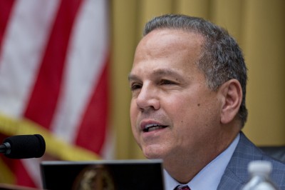 美民主黨議員呼籲FTC調查臉書壟斷行為