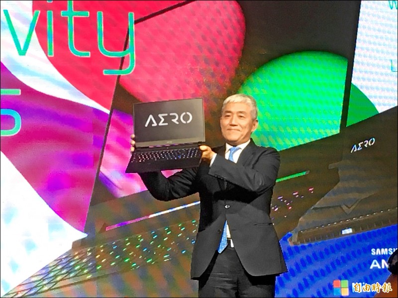 技嘉高效能筆電 英特爾、微軟力挺