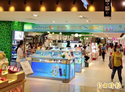 專家示警︰千萬別為了比價  多次向不同銀行辦信用卡