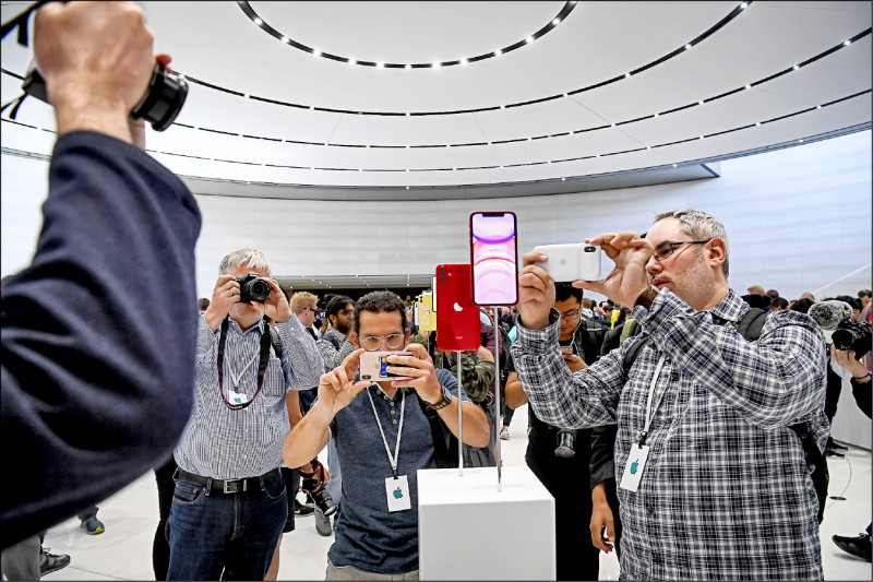 分析師預估 iPhone11買氣看俏 出貨量上調