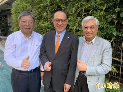 卓永財、陳進財、沈慶芳3巨頭合體   分享會計人「跨界奇蹟」