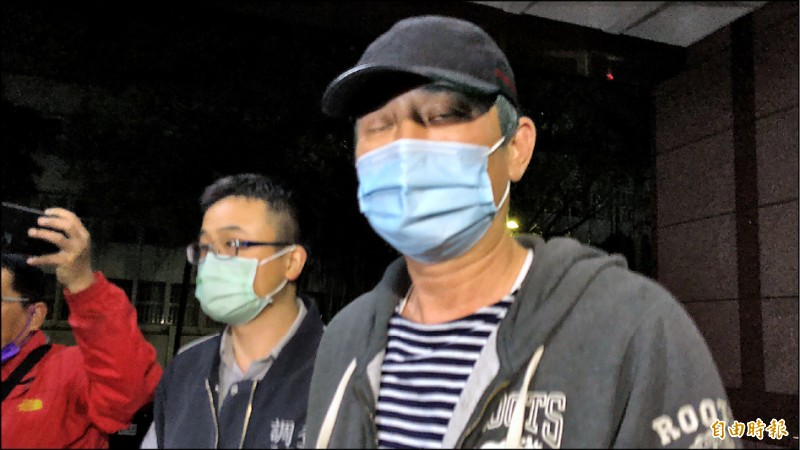 涉吸金逾7億 陳威陶喊窮27萬元交保