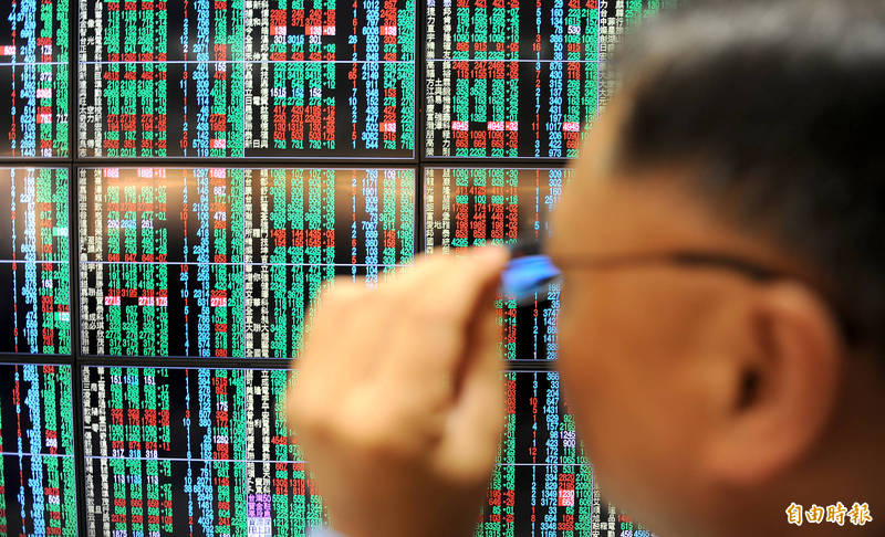 台股盤前》連3天黑K出量 短線震盪格局