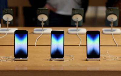 iPhone SE下季減產2成 AirPods今年訂單減1千萬台