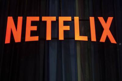 Netflix訂戶數十年來首跌 盤後暴跌逾25％