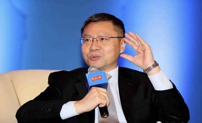 曾笑台是四小龍之末  習國師上海挨餓又挨揍