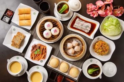 出示小黃卡 添好運、了凡外帶防疫價85折