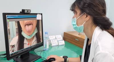 快篩陽至正式確診間可請傷病假  雇主不得扣全勤獎金