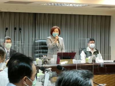 基本工資明年起月薪調高為26400元、時薪調高為176元