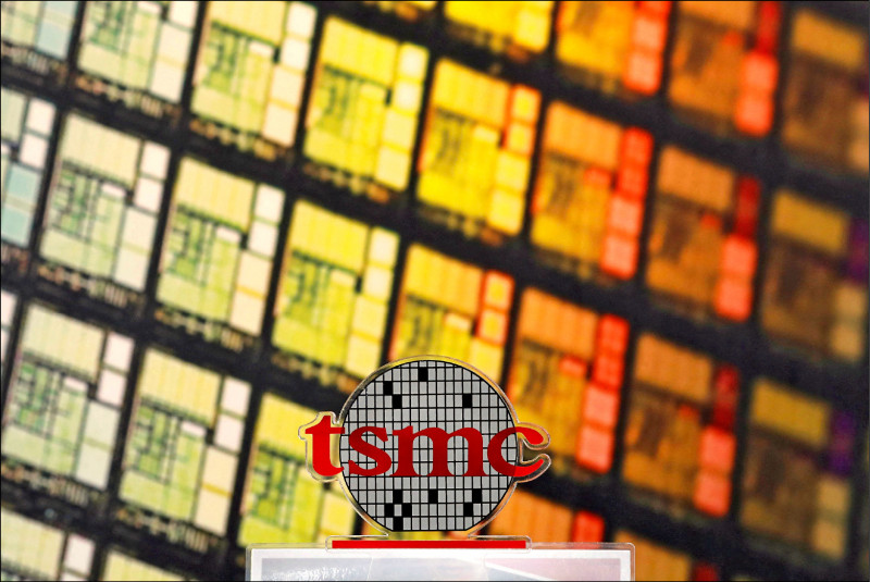 台積電重振旗鼓 台股站上半年線