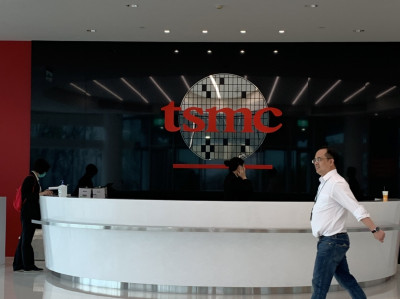 台積電盤中觸及552元 創近2個多月新低