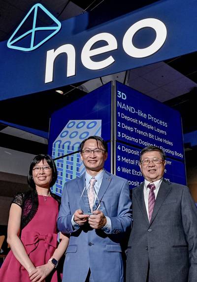 全球快閃記憶體鋒會 台裔美籍許富菖奪創新大獎