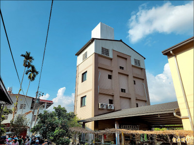 台灣大引進液冷式基地台 用電量可減47％