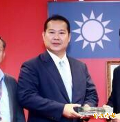 台中銀董事長王貴鋒豪奢享受 掏空10億被聲押禁見