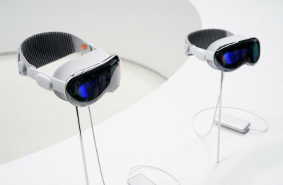 手機、VR題材夯  光學雙雄1月營收亮眼