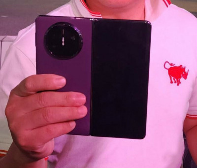 摺疊手機受限高售價壁壘  2028年市占有機會達4.8％