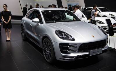 車企瘋狂降價釀禍 中國豪華市場要崩了