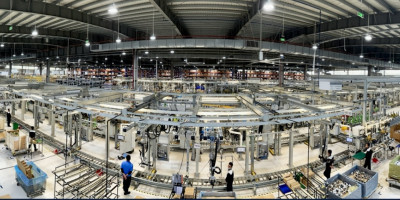 鴻海攜手ZF集團合資企業 未來5年營收翻倍成長