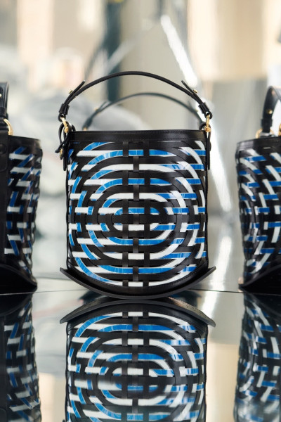 元太進軍精品業！與比利時奢華皮具Delvaux 合作推限量手袋