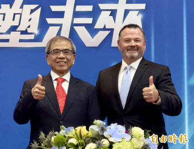 仁寶老外總經理旺年會處女秀 曝全產品線展望