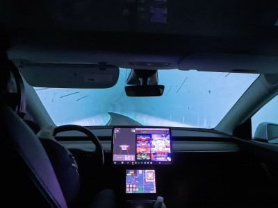 CES直擊》開箱地下隧道中的特斯拉 馬斯克奇招盼解決交通堵塞