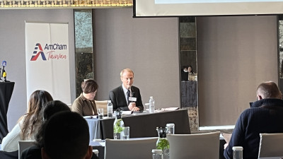 川普擬擴大施壓中國 近4成在台美商認為對台灣經濟有益