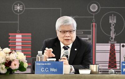 CoWoS訂單沒被砍！魏哲家：今年AI營收再倍增 