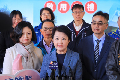 黃仁勳逛逢甲夜市敗興而歸 盧秀燕籲「愛他也要保持距離」