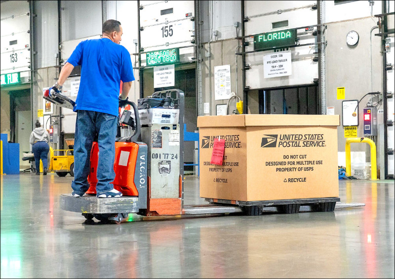 川普砲火四射 美消費者樂觀情緒消退