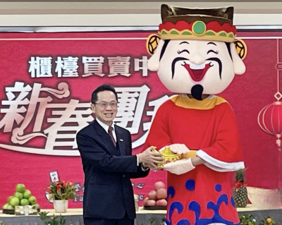 櫃買董座簡立忠：今年AI、半導體產業可能遇地震 櫃買嚴陣以待