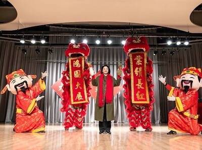 裕隆新春團拜 嚴陳莉蓮高喊「Team裕隆」