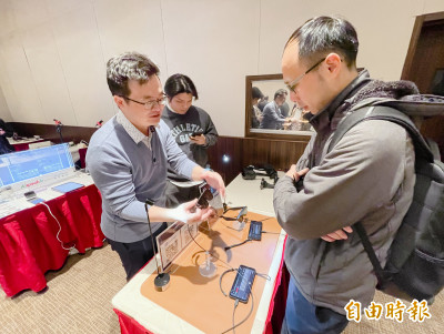 環球睿視AI翻譯系統 結盟系統電、佐臻實現溝通無國界