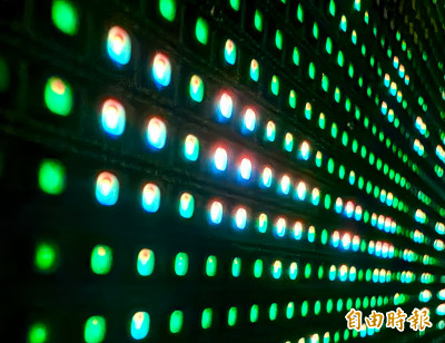 廣達擴大AR眼鏡佈局 轉投資美企Vuzix劍指AI系統