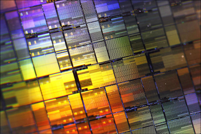 〈財經週報-關稅戰〉川普點名搶走美晶片生意 企業多元布局降低衝擊