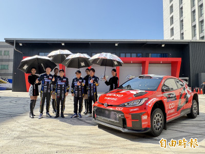 TOYOTA會長豐田章男親駕賽車甩尾現身台灣  ROOKIE Racing全球首家合作據點曝